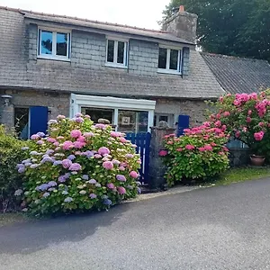  Hébergement de vacances O P Ty Logis Du Tregor (adults Only)